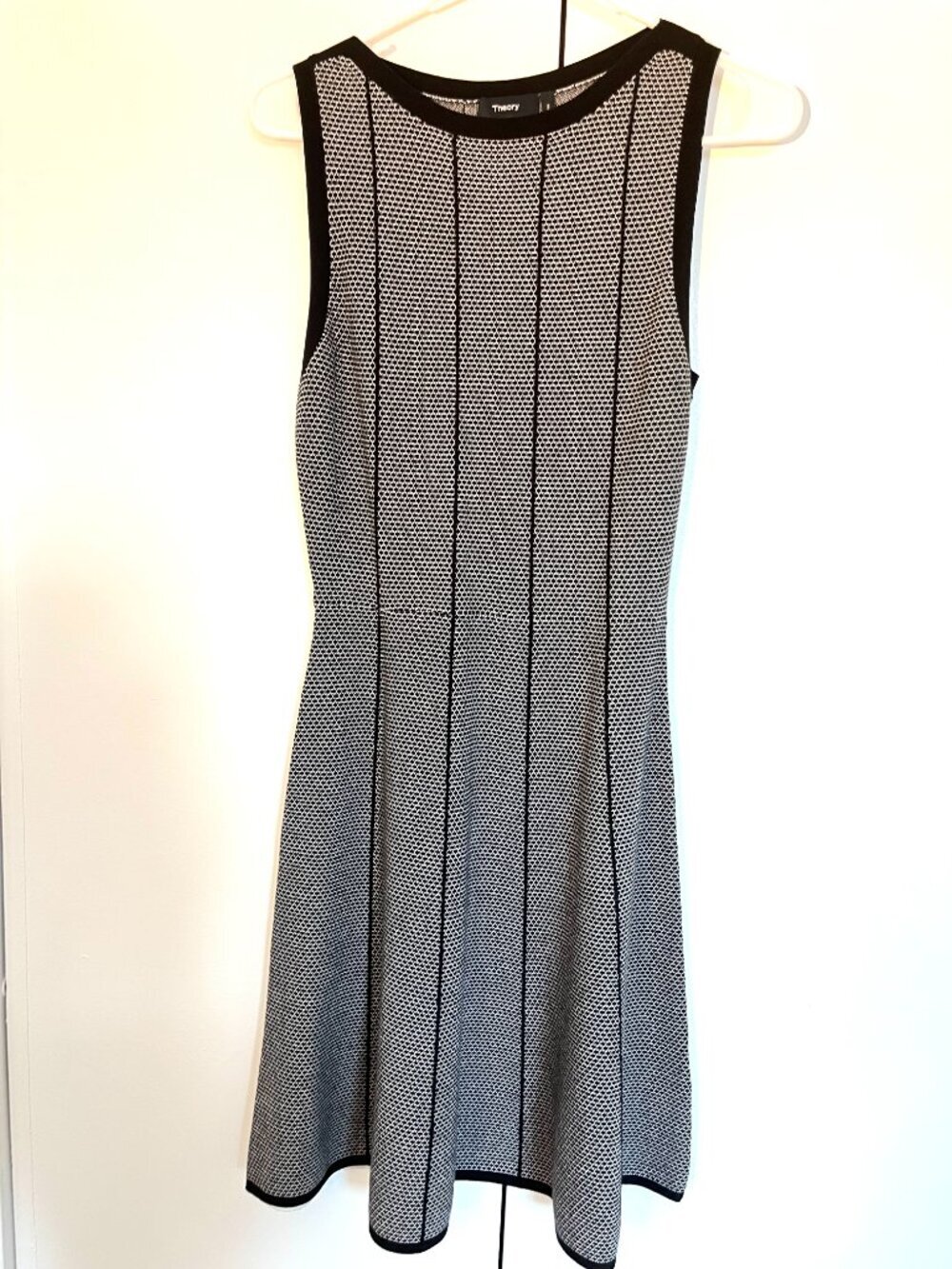 Theory Sleeveless Knit Midi Dress Black White Pattern Small Minimalist Luxury